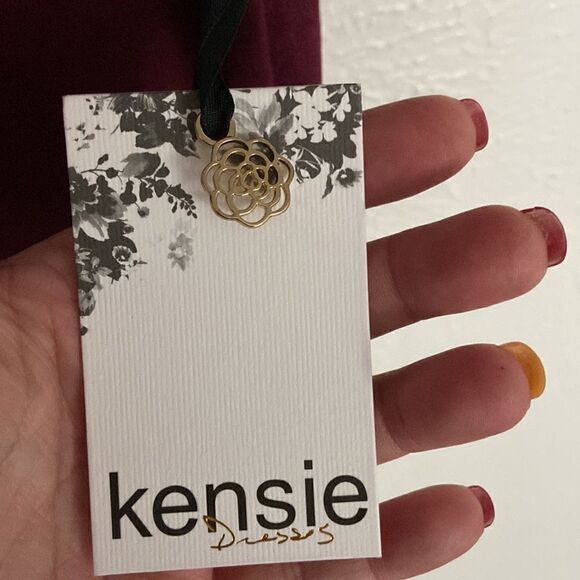 Kenzie Faux-Suede Shift Dress NWT Burgundy color size 14 - Picture 9 of 12